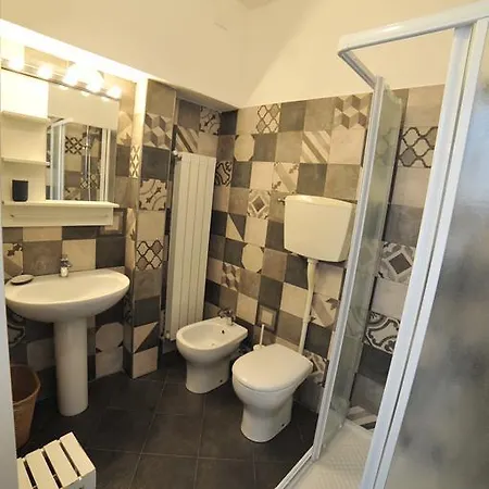 Erasmo & Breakfast 3* Finale Ligure