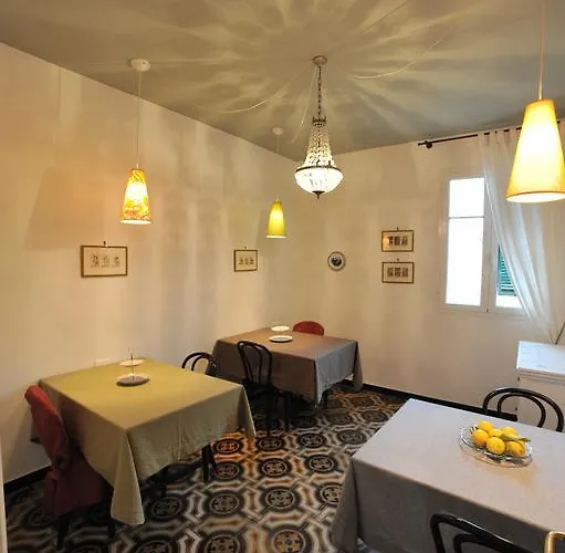 Erasmo Rooms&breakfast Pensión 3*